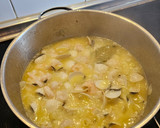 Foto del paso 3 de la receta: Fabes con almejas y gambas