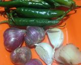 Foto langkah ke 4 dari resep Oseng kikil cabe ijo.
