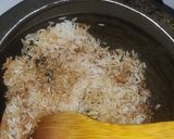 A picture of step 3 of Rice kheer.