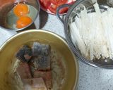 Foto langkah ke 1 dari resep Ikan Salmon Masak Tomat.