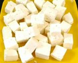 पनीर के पेड़े (Paneer ke pede recipe in Hindi) रेसिपी चरण 1 फोटो