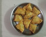 મટર સમોસા (Matar Samosa Recipe In Gujarati) રેસીપી સ્ટેપ8ફોટો