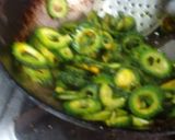 A picture of step 2 of Masala pyazi kerela.