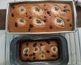 Foto langkah ke 4 dari resep Simple N Moist Banana Cake.