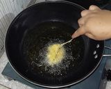 Foto langkah ke 4 dari resep Dadar Jagung Kampung.