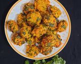 A picture of step 7 of Moong Dal Pakoda.