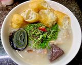 A picture of step 3 of Dried Squid Congee.