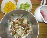 Foto del paso 1 de la receta Tartar de mango con vinagreta de arándanos