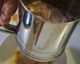 Foto del paso 5 de la receta: Mugcake: Brownie a la taza sin leche en 5 minutos