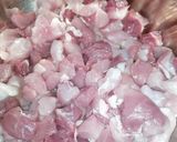 Tarhonyás hús sertéscombból recept fázis 1 fotója
