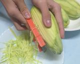 Hình bước làm 2 của món Gỏi xoài