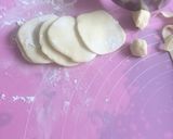 Foto langkah ke 4 dari resep Kulit Dumpling homemade.
