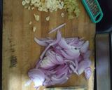 A picture of step 1 of Cheesy chicken and vegetable skillet.