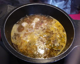 Foto del paso 5 de la receta: Sopa de setas con jamón y huevo