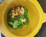 Foto del paso 3 de la receta: Cocotxes de bacallà i cloïsses en salsa verda d'ametlles