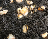 Foto del paso 4 de la receta: Espaguetis negros con gambas al ajillo