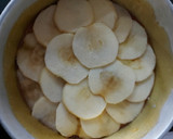 Foto del paso 2 de la receta: Torta de manzana invertida fácil y rica