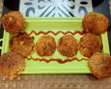 A picture of step 8 of Sattu mini chillas.