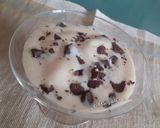 Foto del passaggio 4 della ricetta Gelato senza gelatiera con banana, yogurt, cioccolato e un pizzico di zenzero