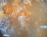 Foto del paso 2 de la receta: Espárragos blancos rellenos con bechamel de gambas