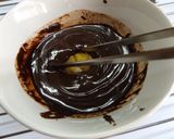 Foto del paso 6 de la receta: Castañas en almíbar recubiertas con chocolate