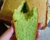 Foto langkah ke 5 dari resep Bolu pandan sederhana.