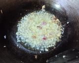 Foto langkah ke 1 dari resep Tumis cumi kemangi.