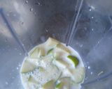 A picture of step 3 of Green Apple Oats Smoothie.