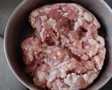 A picture of step 1 of Sauteed Tomatoes.