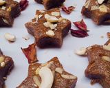 A picture of step 7 of Cashew nuts kernel star barfi.