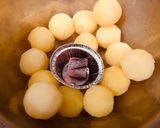 A picture of step 5 of Grilled Kofta and Potato Balls.
