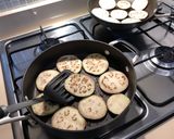 A picture of step 7 of Grilled aubergines 🍆.