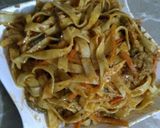 A picture of step 4 of Futticcine Red Sauce Pasta.