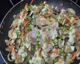 Foto del paso 7 de la receta: Salteado🍄de vegetales🧅🥕🍗y pollo🍱🥙🌯