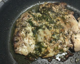Foto del paso 2 de la receta: Contramuslos de pollo abiertos sin hueso marinados para asar