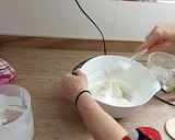 Foto del paso 4 de la receta: Coca de llanda con nueces (típica valenciana)