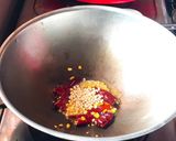 A picture of step 1 of Ragi upma.