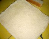 A picture of step 5 of Tuna bread roll.