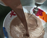 Foto del paso 3 de la receta: Helado cremoso de yogurt y chocolate 🍧🍫