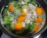 Foto langkah ke 5 dari resep Jangan Bening Oyong.