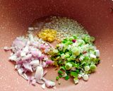 A picture of step 1 of Veg Munchow Soup.