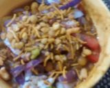 A picture of step 5 of Aloo tikki chat.