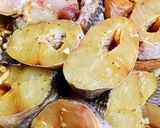 Hình bước làm 2 của món Cá Lóc Kho Tiêu