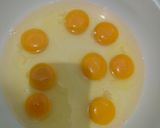 Foto langkah ke 5 dari resep Bolu Sarang Semut aka Bolu Caramel oven tangkring.