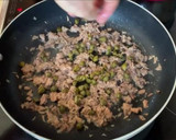Foto del paso 5 de la receta: Solomillo de cerdo en salsa de anchoas