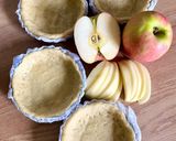 Une image de l'étape 3 de Petites tartelettes aux pommes caramélisées à la pâte sucrée croquante.