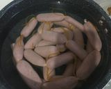 Foto langkah ke 7 dari resep Homemade Chicken Bratwurst.