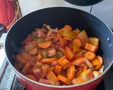 Foto langkah ke 5 dari resep Sup Tomat Wortel.