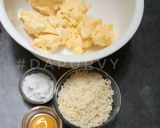 Foto langkah ke 2 dari resep PALM CHEESE COOKIES 1 TELUR tanpa mixer.