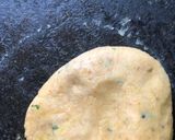 A picture of step 2 of Masala puri.